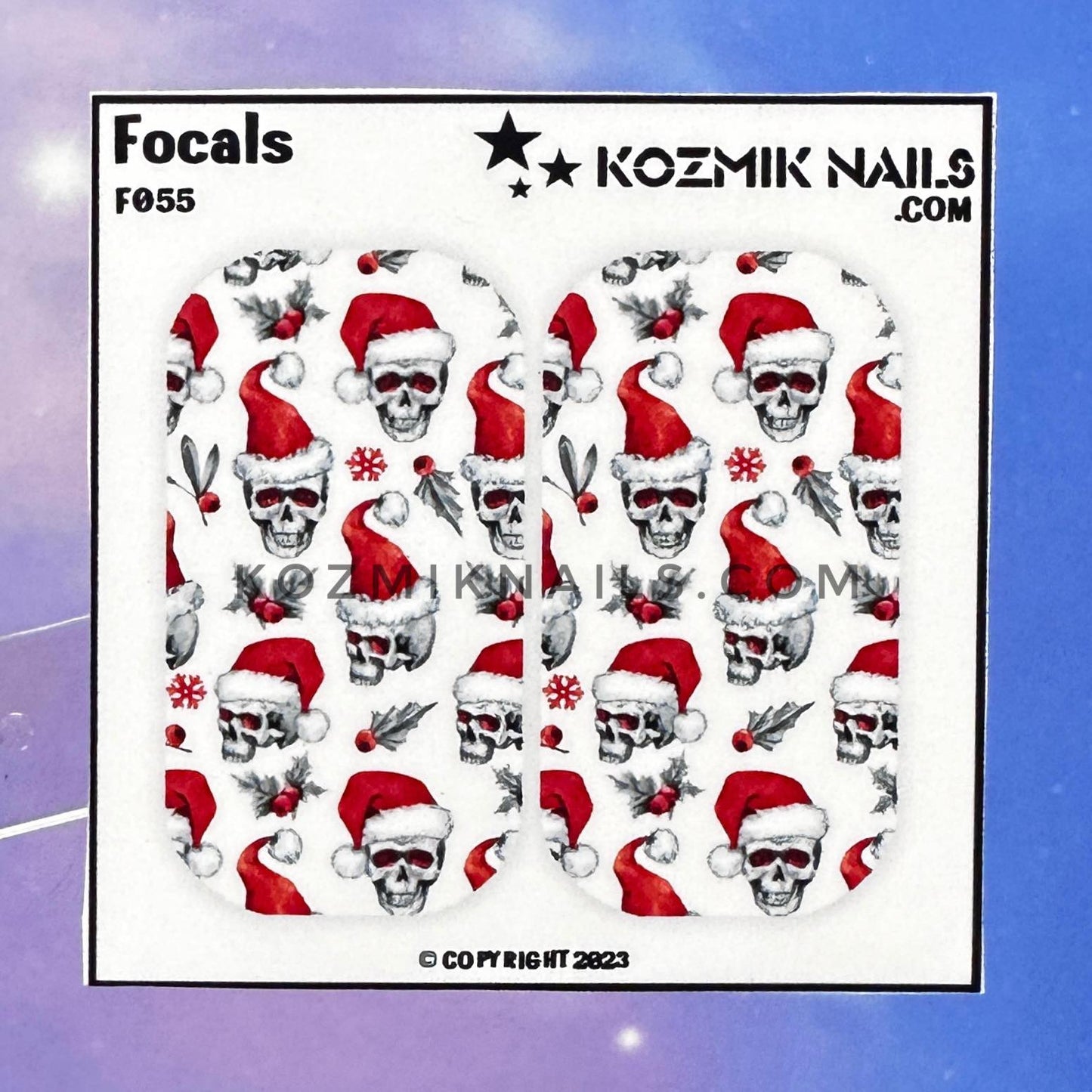F055 Skull Santas & Holly