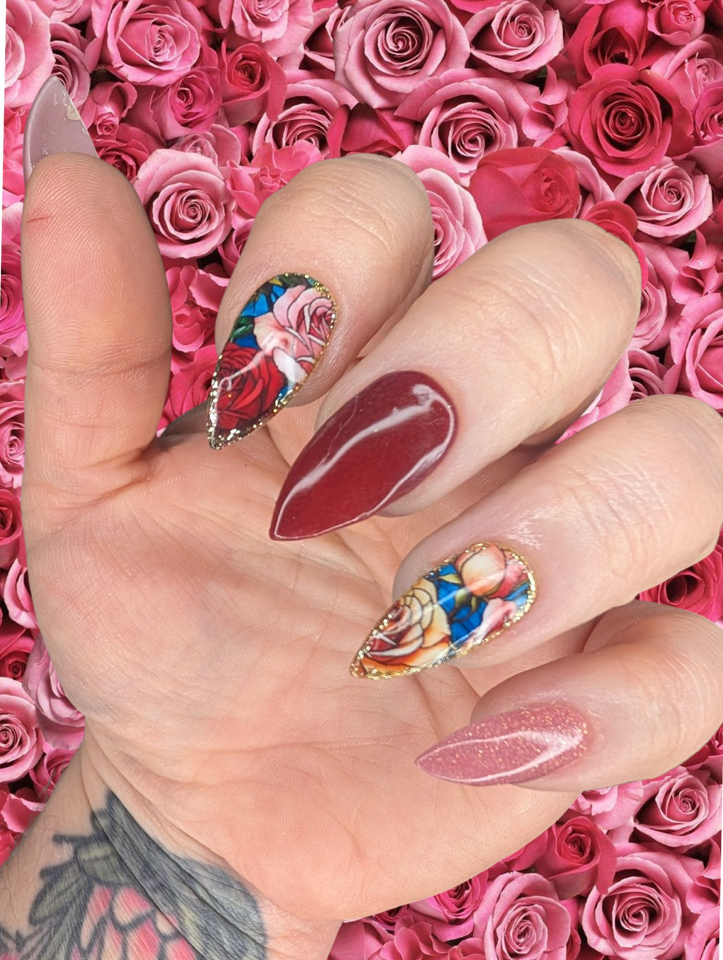 F322 Stained Glass Roses