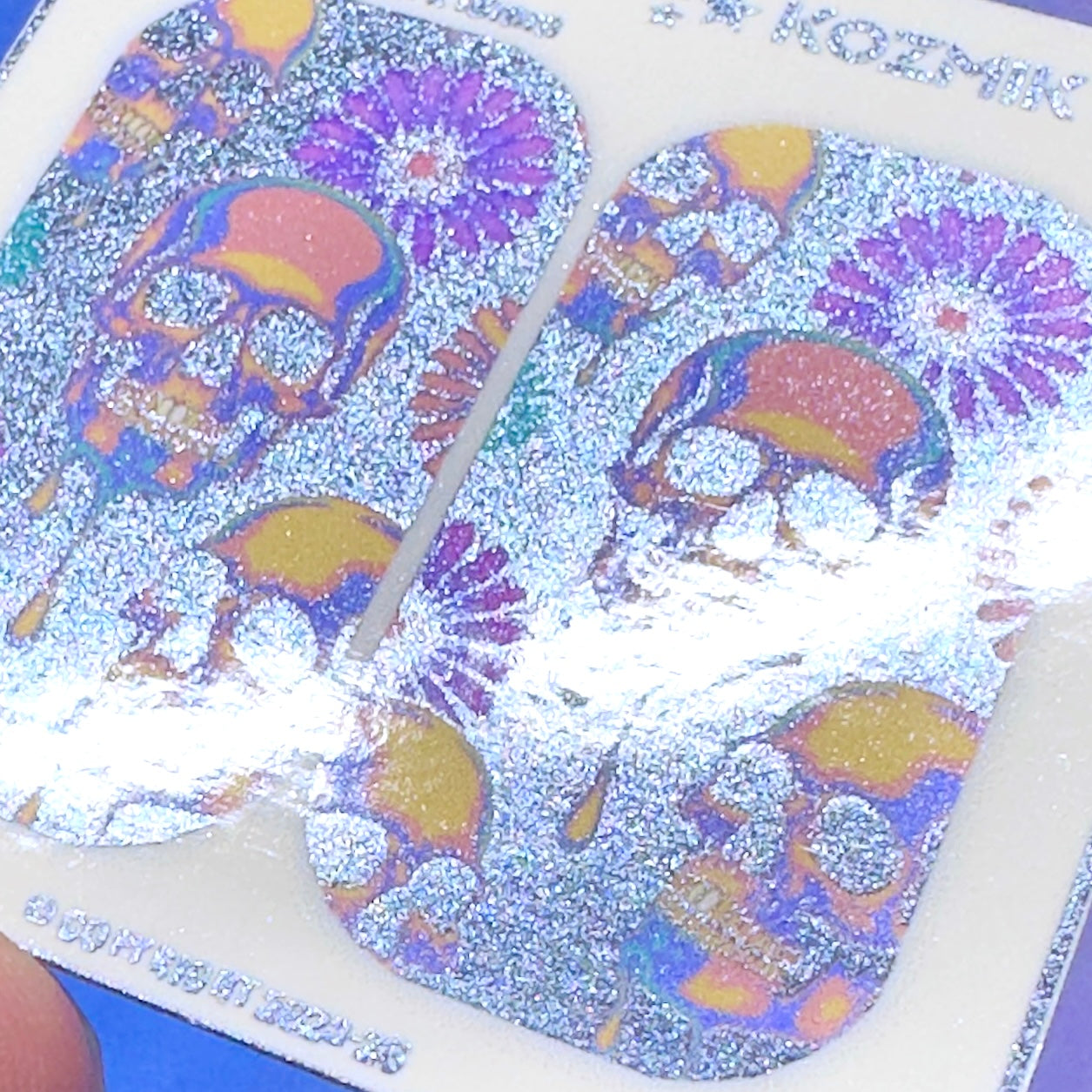 F750 Dripping Skulls with Daisies