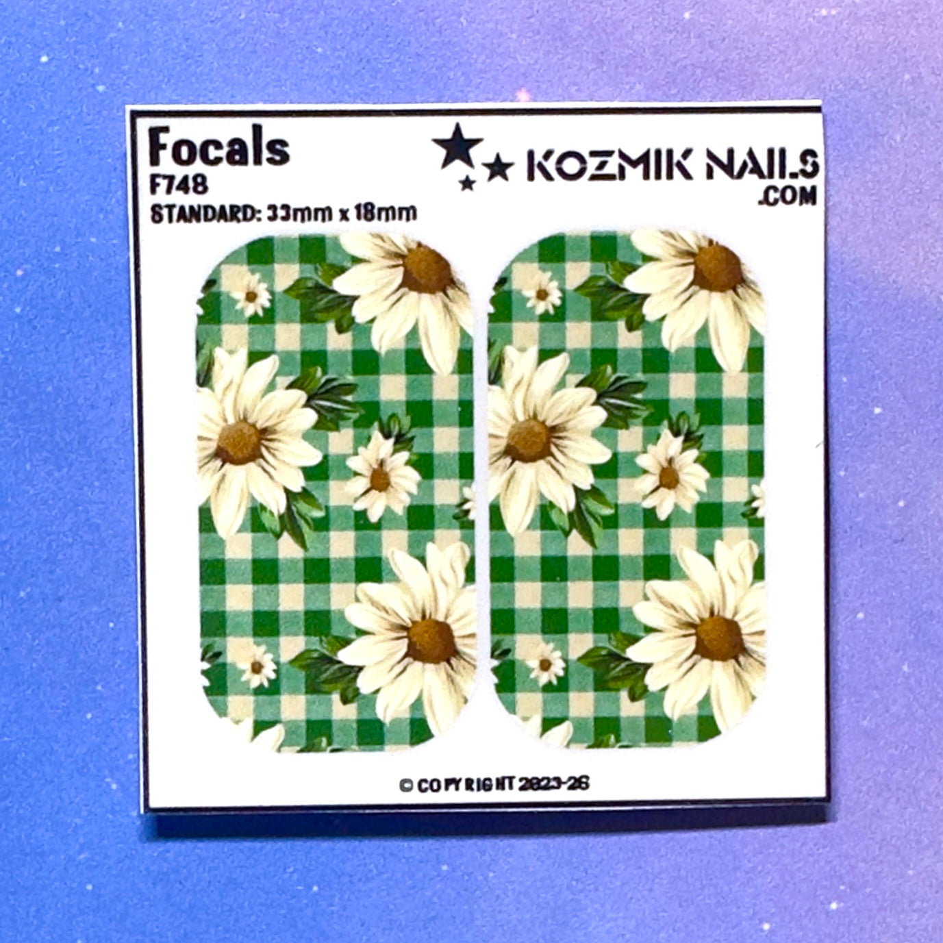F748 Daisies on Plaid
